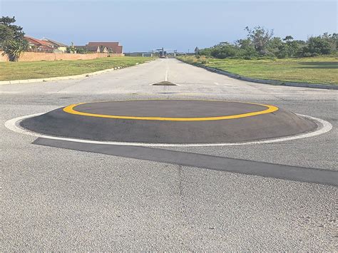 WATCH | ‘Flying’ cars as this traffic circle in Gqeberha is ‘way too ...