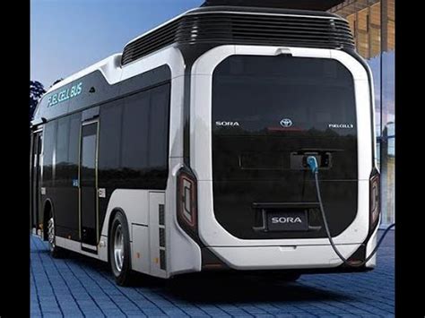 Toyota Hydrogen Bus at Haneda Airport - YouTube