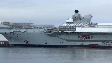 Tour the Royal Navy's largest ever warship - BBC News