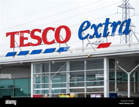 Tesco Extra Logo Stock Photos & Tesco Extra Logo Stock Images - Alamy