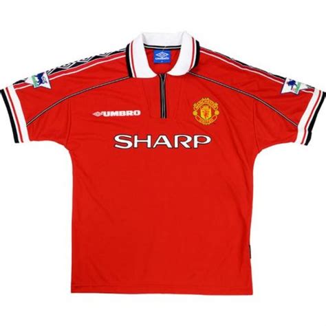 Manchester United Kit History - Football Kit Archive