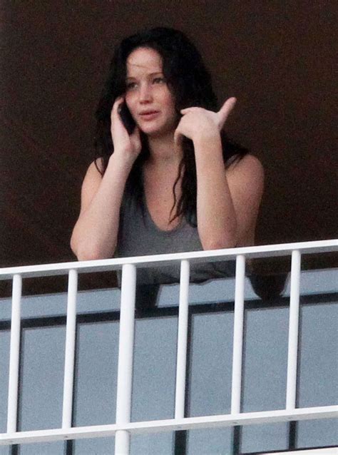 Jennifer Lawrence Without MakeUp -27 | GotCeleb