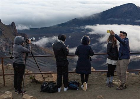 Haleakala Sunrise & Bike Tour | Maui Sunrise Volcano Bike Tour