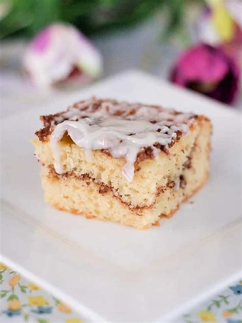 Easy Honey Bun Cake Recipe From a Boxed Mix