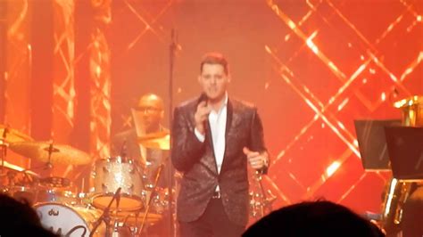 Michael Buble Concert (11/30/13) "All I want for Christmas" encore ...