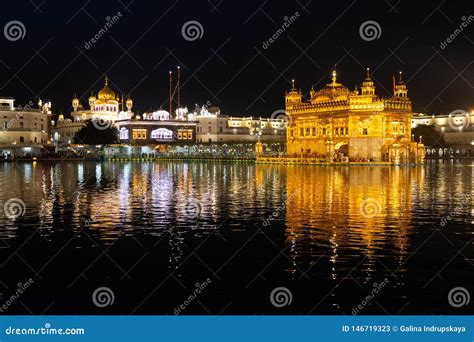 Golden Temple Harmandir Sahib in Amritsar at Night Stock Image - Image ...