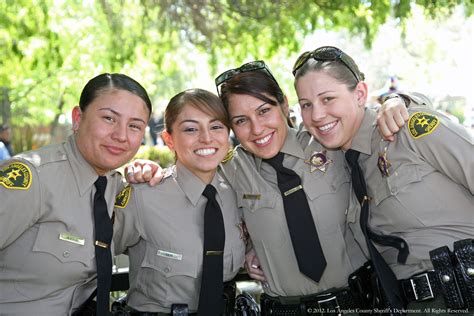 Partners.... Friends! (Photo Credit: J. Lopez) | Female cop, Police women, Warrior woman