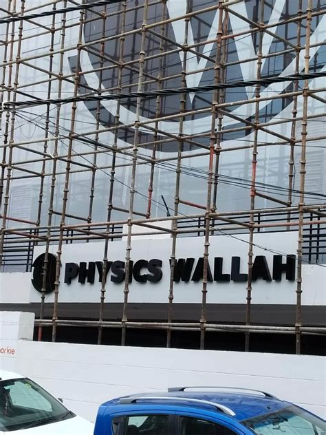 Physics wallah, New Delhi | Fees, Reviews, Batches, Contact, Ratings ...