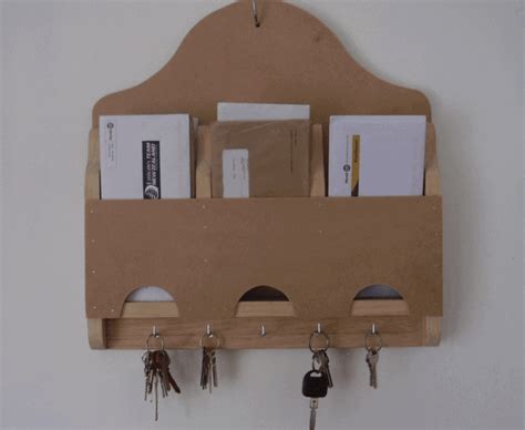 Letter rack with key hooks | BuildEazy