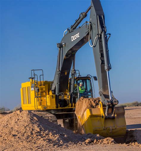 John Deere updates 670G LC excavator with improved hydraulics