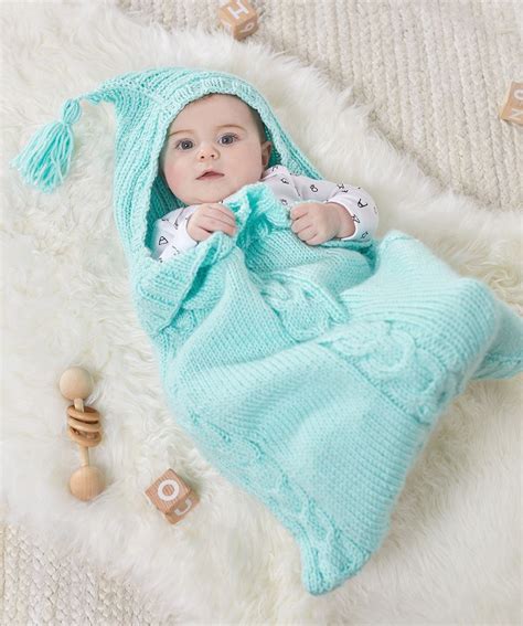 Free Knitting Pattern for a Cabled Baby Bunting ⋆ Knitting Bee | Baby cocoon pattern, Baby ...