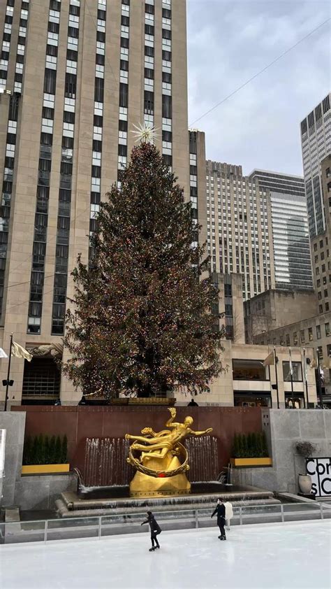 ROCKEFELLER CENTER CHRISTMAS in 2022 | Rockefeller center christmas ...