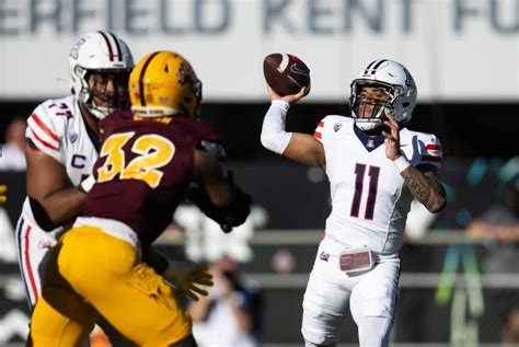 Noah Fifita sets passing record as No. 15 Arizona crushes Arizona State