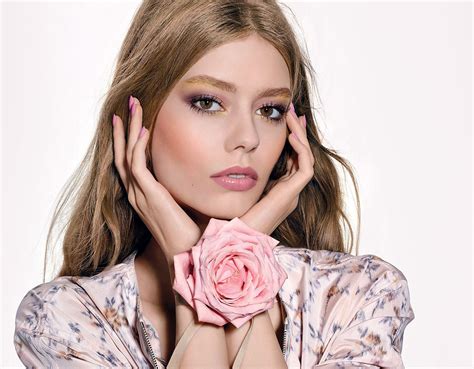 Dior makeup channels blooming gardens for a fresh, bucolic spring 2016 ...