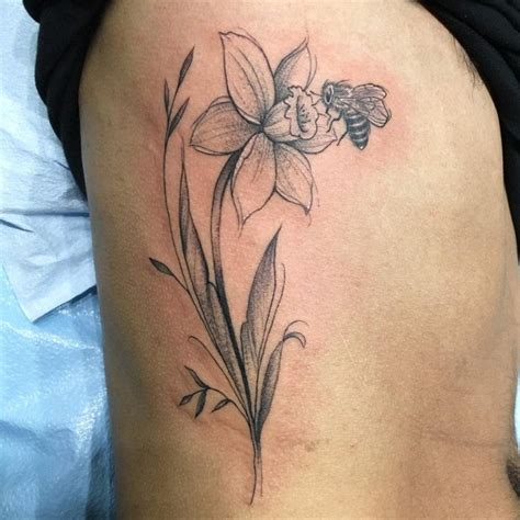 37 Aamazing Daffodil Tattoo Ideas [2024 Inspiration Guide] | Daffodil tattoo, Daffodil flower ...