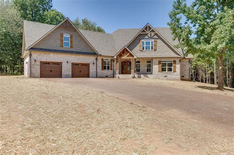 1226 Dogwood Dr, Lewisburg, TN 37091 | MLS# 2079343 | Redfin