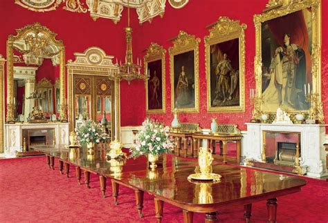 The State Dining Room, Buckingham Palace, London. : r/MostBeautiful