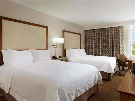 Hampton Inn Atlanta-Buckhead Hotel in Atlanta (GA) - Room Deals, Photos & Reviews