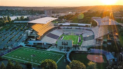 University of Washington Alaska Airlines Field at Husky Stadium ...