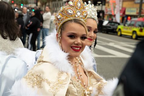 Hollywood Christmas Parade 2019 | Galaxy Press