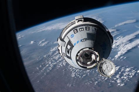 Starliner makes collision threat to ISS after undocking