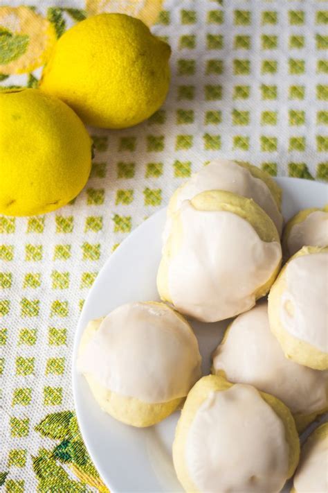 Amazing Anginetti Italian Lemon Cookies Recipe - Simple Italian Cooking