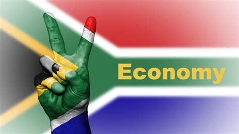 South Africa's Economy explained - YouTube