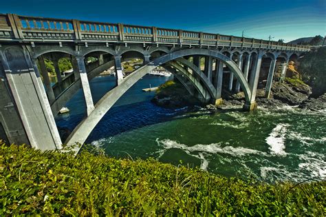 Depoe Bay Bridge, U.S. Highway 101 -- DSC00113 | Designed by… | Flickr