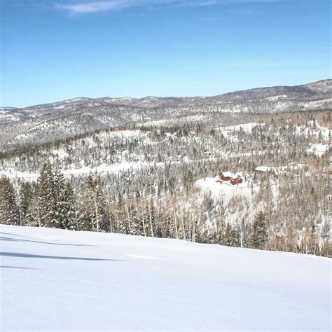 Eagle Point Ski Resort | Ski Trip Deals, Snow Quality, Forecast