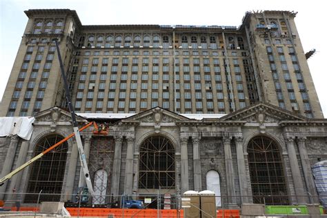 Detroit train station: Ford continues renovation despite coronavirus