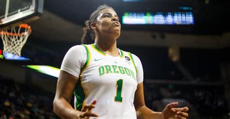 Oregon Ducks Women's Basketball Forward Nyara Sabally Named to Katrina ...