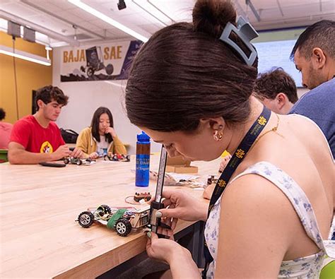 First Notre Dame Engineering summer camp for area high-school students ...