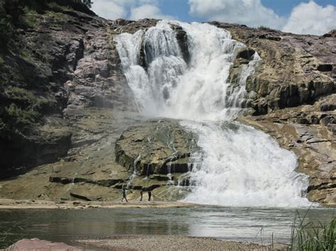 Kuntala Waterfalls - India Travel Forum | IndiaMike.com