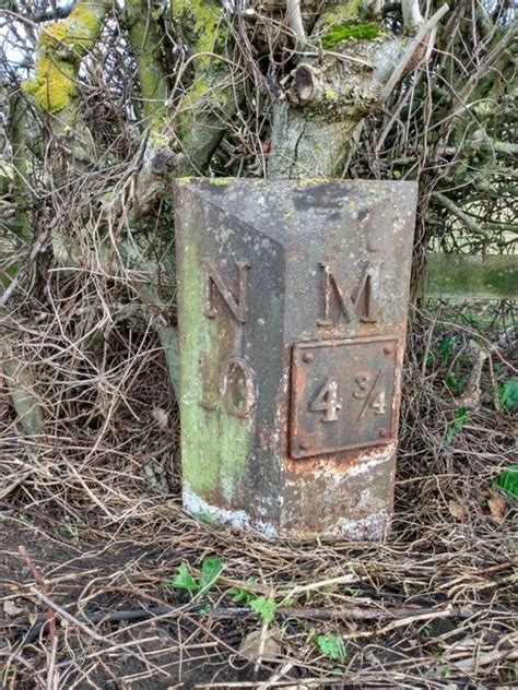 Old Milestone by road, 80m South of Swan... © Hilary Jones cc-by-sa/2.0 :: Geograph Britain and ...
