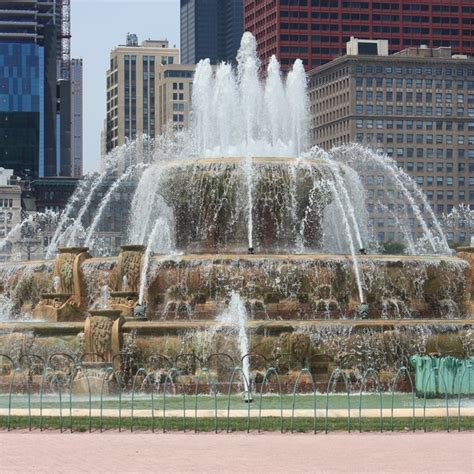 Buckingham Fountain | CityDays