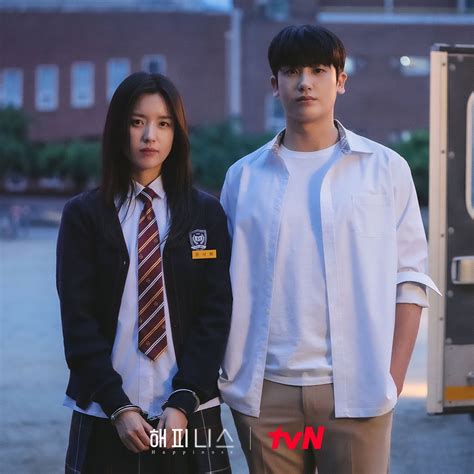 Park Hyung Sik And Han Hyo Joo Dish On Their Chemistry In Upcoming ...