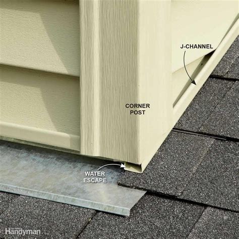 13 Simple Vinyl Siding Installation Tips — The Family Handyman