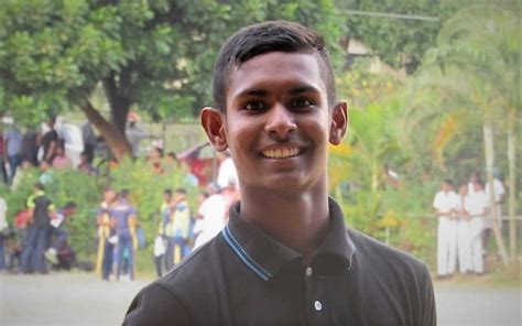 Teenage fast bowler from Sri Lanka makes international headlines