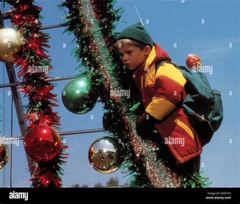 Jake lloyd jingle all the way hi-res stock photography and images - Alamy