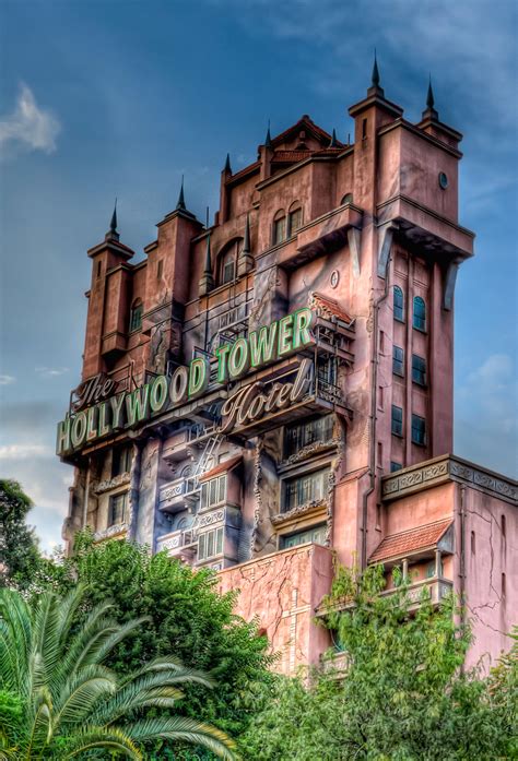 Hollywood Tower of Terror | HDR creme