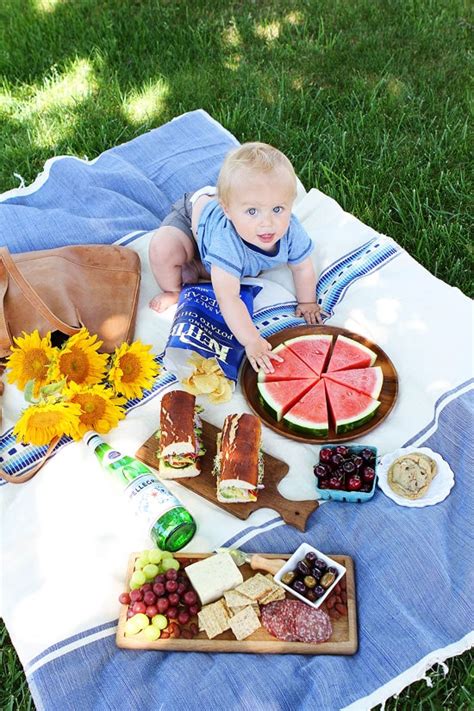 Summer Picnic Recipes and Tips