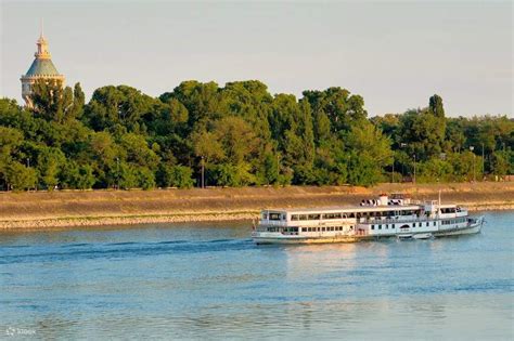 Sightseeing Cruise on the Danube in Budapest - Klook