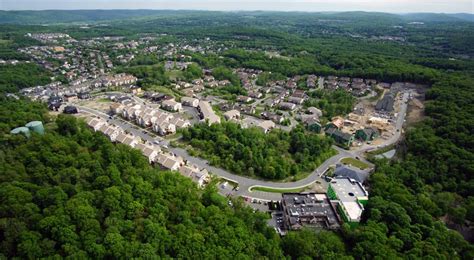 A Brief Visit to Kiryas Joel - The Road Warrior