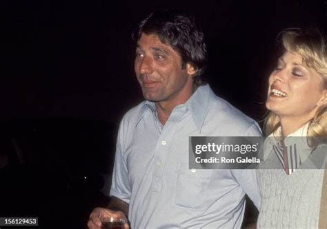 Athlete Joe Namath and Actress Randi Oakes on March 18, 1977 dining... News Photo - Getty Images