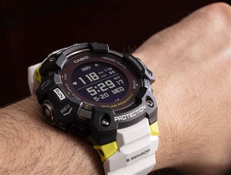 Watch Review: Casio G-Shock Move GBD-H1000 GPS Heart-Rate Monitor ...