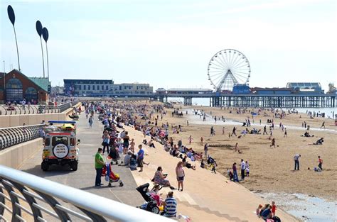 Seven Miles of Blackpool Beaches for you to Explore - Live Blackpool