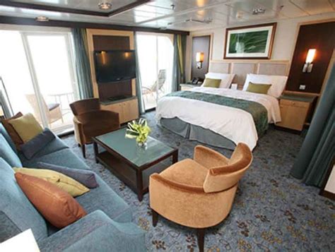 Grand Suite Review on the Oasis of the Seas and Allure of the Seas ...