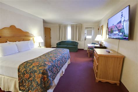 Family Hotel - Frankenmuth, MI | Bavarian Inn Lodge