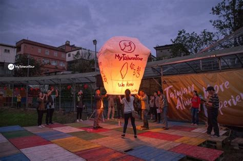 Why you need to put the Pingxi Sky Lantern Festival on your bucket list - Taiwan Scene