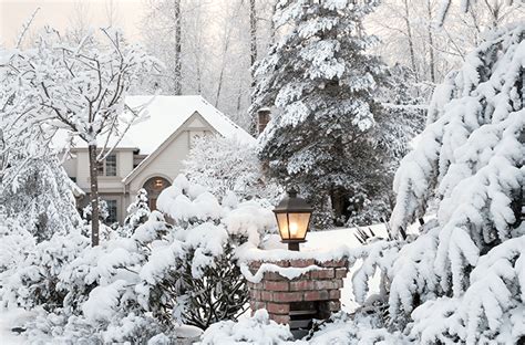 3 threats a Canadian winter poses to your home - HUB SmartCoverage